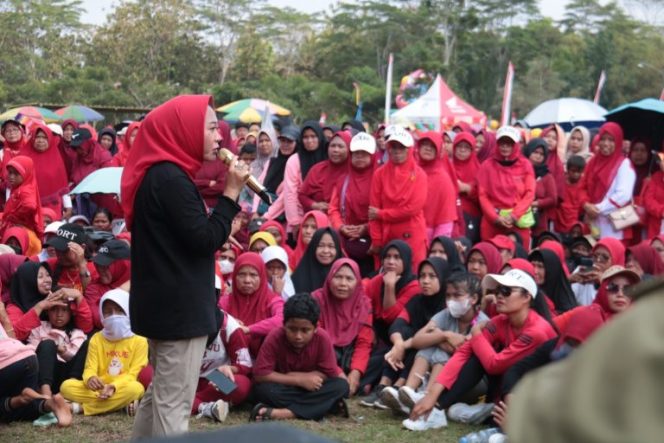 
					Lewat “Siap Manjat” Publik Purbalingga Bisa Akses Layanan Desa