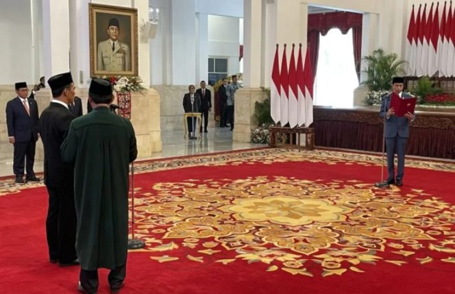 
					Presiden Jokowi Lantik Amran Sulaiman sebagai Mentan Gantikan SYL