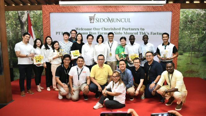 
					Buyer Asing Kunjungi Pabrik, Meningkatkan Kepercayaan Produk Sido Muncul