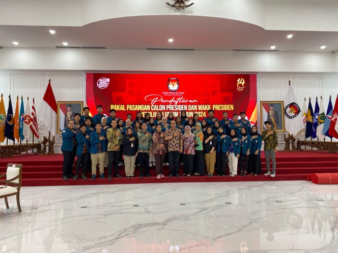 
					Mahasiswa Himabatara Fakultas Hukum Undip kunjungi 4 Lembaga Negara