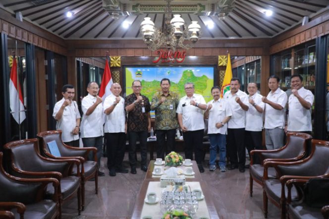 
					Dongkrak Prestasi PON 2024, Pemprov Jateng dan KONI Lakukan Penempaan Ribuan Atlet
