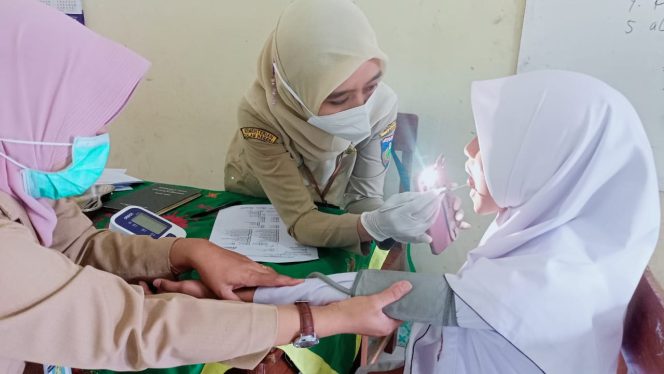 
					Puskesmas Nalumsari Jepara Adakan Penyuluhan dan Pemeriksan Kesehatan di MTs Muhammadiyah Nalumsari