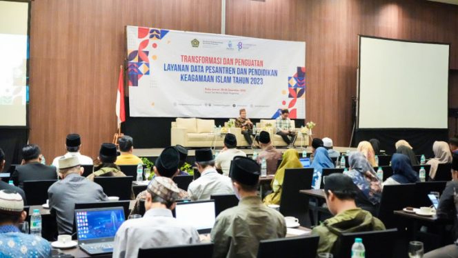 
					Salurkan Bantuan 1.080 Laptop, Kemenag Dorong Pesantren Lakukan Digitalisasi