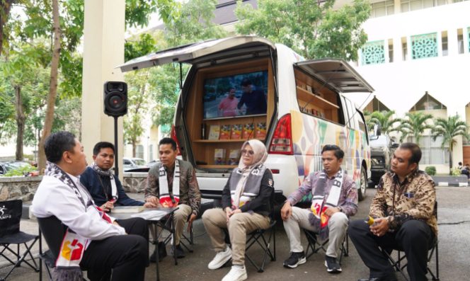 
					Anggota Bawaslu Lolly Sebut Pemilih Pemula Harus Jadi Aktor di Pemilu 2024