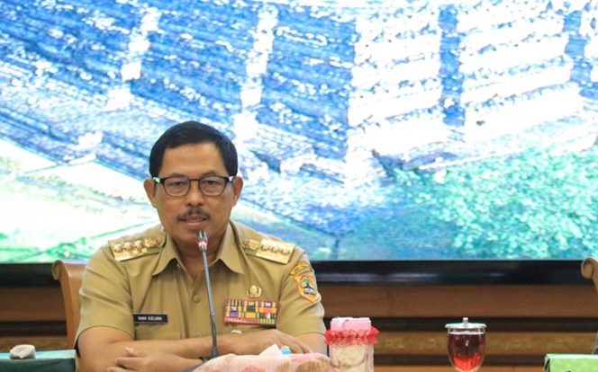 
					Nana Sudjana Minta KPU Antisipasi Musim Hujan saat Distribusi Logistik Pemilu