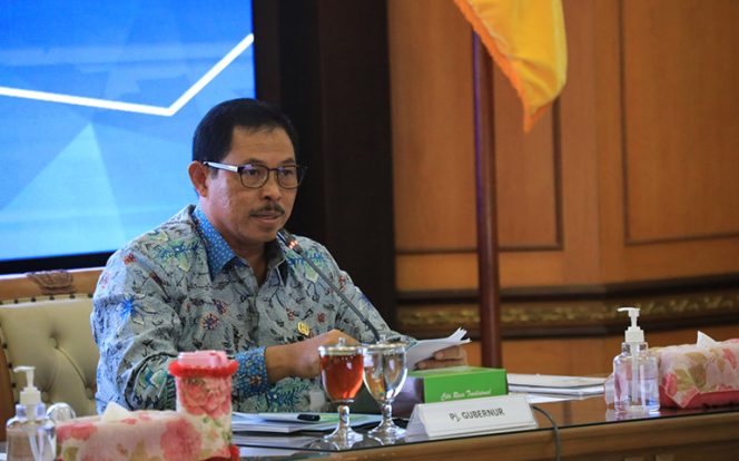 
					Nana Sudjana Dorong Realisasi Embarkasi Baru Seiring Bertambahnya Kuota Haji 2024