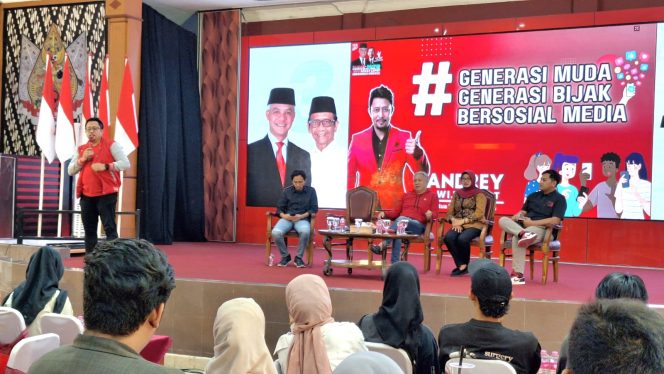 
					Hadirkan Hasto Kristiyanto dan Siti Atiqoh, TPD Ganjar-Mahfud Jateng Perkuat Ikatan dengan Genzi dan Perempuan