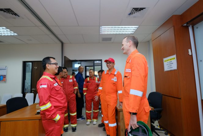 
					Pantau Kegiatan Lifting Akhir Tahun, SKK Migas Apresiasi Tim Jambaran Tiung Biru dan ExxonMobil Cepu Limited