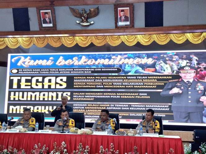 
					Press Rilis Akhir Tahun 2023, Gambaran Kegiatan Menonjol Polda Jateng