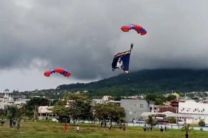 
					TNI AL Gelar Latihan Terjun Payung Persiapan Menuju Hari Nusantara 2023