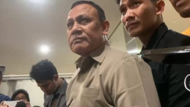 
					Firli Bahuri Penuhi Panggilan Dewas KPK Terkait Dugaan Pelanggaran Kode Etik