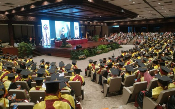 
					Transformasi Menjadi Universitas Mitra Bangsa, STIMA IMMI Gelar Wisuda Terakhir