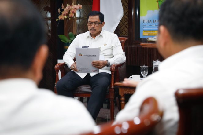 
					PJ Gubernur Jateng: Jamkrida Harus Tingkatkan Pendampingan dan Penjaminan Kredit UMKM