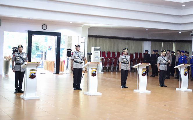 
					Dua Pejabat di Lingkungan Polda Jateng Resmi Berganti
