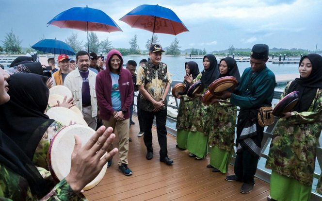 
					Kedepankan Aspek Destinasi Hijau, Menparekraf  Apresiasi Pengembangan Pulau Nirup di Kepri