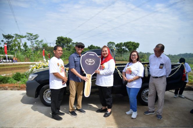 
					Beri Kendaraan Operasional, BI Jateng Dukung Pemkot Semarang Perkuat Ketahanan Pangan