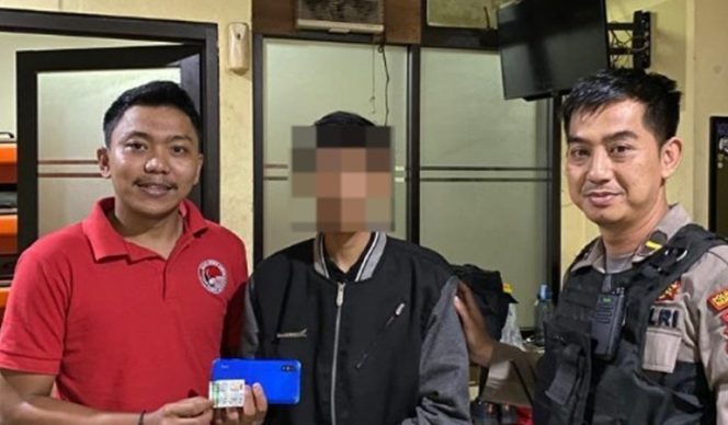 
					Polres Metro Bekasi Amankan Tiga Orang terkait Kasus Obat Terlarang