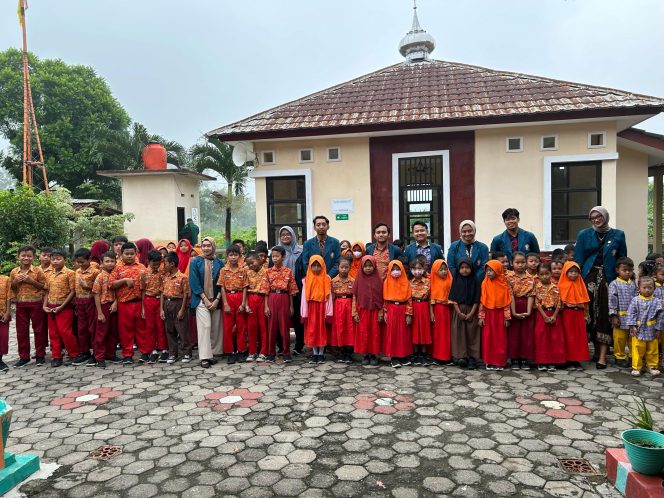 
					Hadirkan Inovasi Baru, TIM 1 KKN Undip Gelar Fun Competition Di SD N 1 Gading