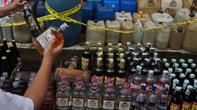 
					Polisi Sita Ratusan Botol Miras di Solo Guna Cegah Gangguan Kamtibmas saat Ramadan