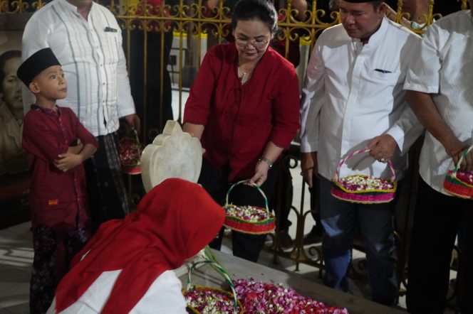 
					Amicus Curiae Megawati, Habis Gelap Terbitlah Terang di Hari Kartini