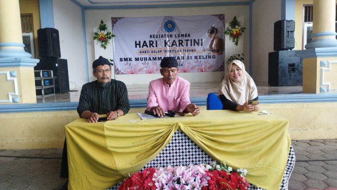 
					Upacara Bendera Kuatkan Semangat Perjuangan RA Kartini, SMK Muhammadiyah 01 Keling Adakan Lomba Guru dan Siswa
