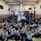 104 siswa kelas 1ABCD SD Muhammadiyah 1 Ketelan, Surakarta, Jawa Tengah antusias mengikuti imunisasi gigi. Hasil kolaborasi sekolah tersebut dengan Rumah Sakit Gigi dan Mulut (RSGM) Soelastri dan Fakultas Kedokteran Gigi Universitas Muhammadiyah Solo (UMS)