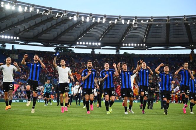 
					Inter Milan Tundukan AC Milan 2-1