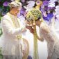 BALI, aNewsid.com - Rizky Febian dan Mahalini telah resmi menjadi suami istri setelah melangsungkan ijab kabul di Hotel Raffles, Kuningan, Jakarta Selatan, pada Jumat (10/5).