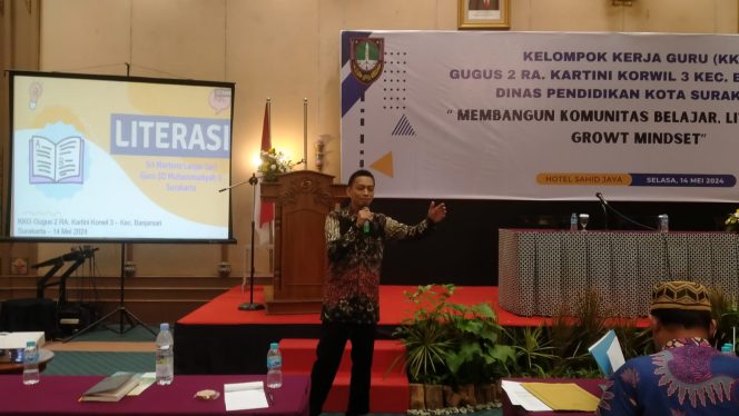 
					KKG Gugus 2 RA Kartini Solo Ajak Kuasai 6 Literasi Dasar