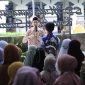 SOLO, aNewsid.com - SD Muhammadiyah Program Khusus (PK) Kottabarat Solo menggelar upacara peringatan Hari Pendidikan Nasional (Hardiknas) di hall sekolah setempat, Jl. Dr. Moewardi No. 24, Purwosari, Laweyan, Solo, Kamis (2/5/2024).