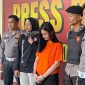 PEKANBARU, aNewsid.com - Satlantas Polresta Pekanbaru menetapkan seorang tersangka kasus kecelakaan lalu lintas hingga meninggal dunia di Jalan Tuanku Tambusai. Dalam peristiwa itu, tersangka Marisa Putri (21) menabrak ibu rumah tangga bernama Renti Marningsih (46).