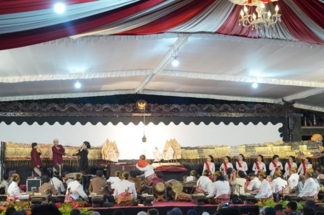 
					Peringati HUT Ke-220, Pemkab Klaten Gelar Wayang Kulit Lakon “Sang Gatutkaca Sembada Nata Praja”
