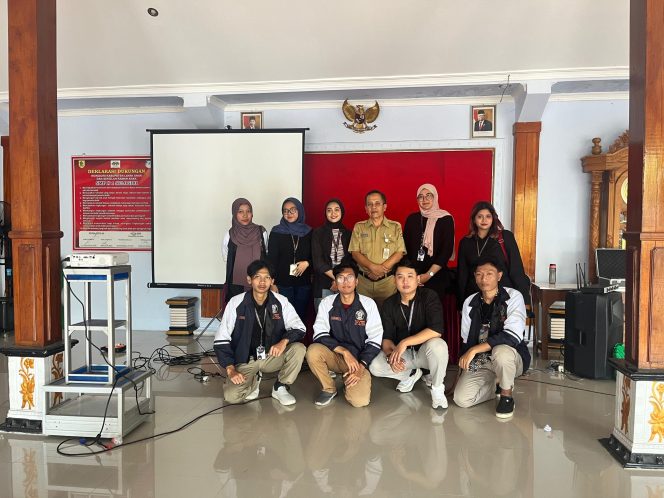 
					Pengenalan Sejarah dan Arkeologi Melalui Kisah Penemuan Kota Pompeii di Italia dengan Media Poster Madding