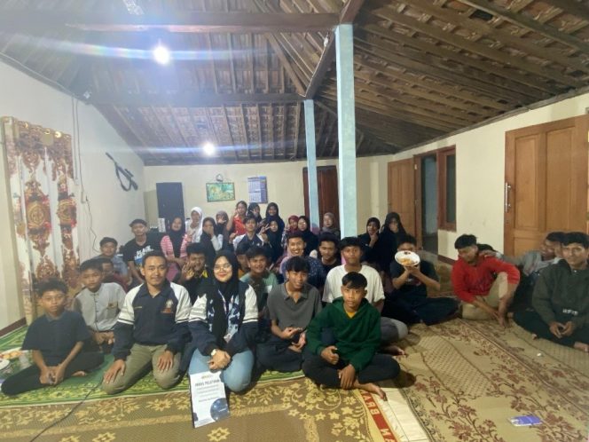 
					Hadapi Tantangan Pengolahan Data, Mahasiswa UNDIP Lakukan Pelatihan Microsoft Excel Pada Pemuda Karang Taruna