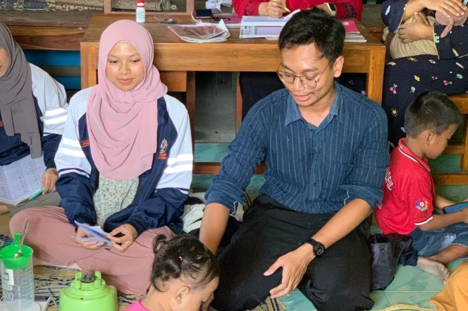 
					Kasus Demam Berdarah Naik : Tim KKN II UNDIP Membuat Edukasi Pemberantasan Sarang Nyamuk Dengan Cara Sederhana