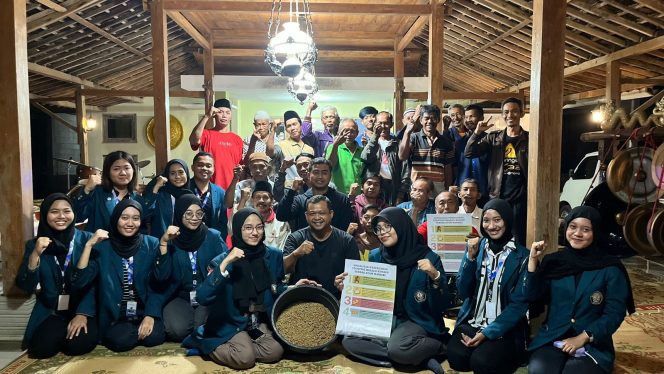 
					KKN TEMATIK UNDIP BANTU WARGA SUKOREJO dengan Sosialisasi Bertema “Pencegahan Stunting Melalui Konsep Ternak Ayam Mandiri”